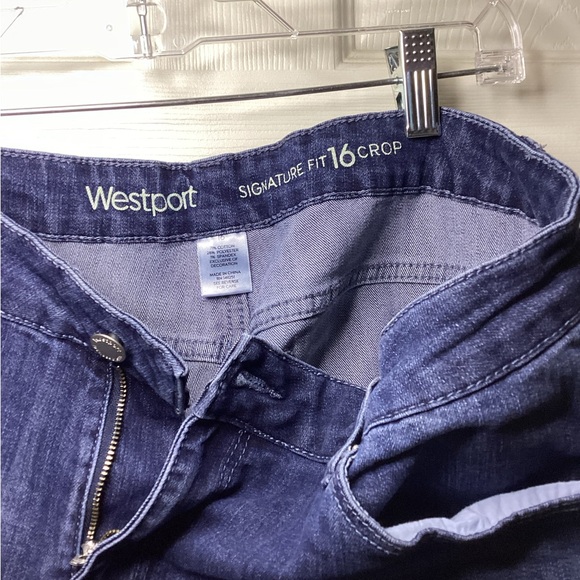 Denim Crop Jeans with Red Embroidered Detail - Picture 3 of 3